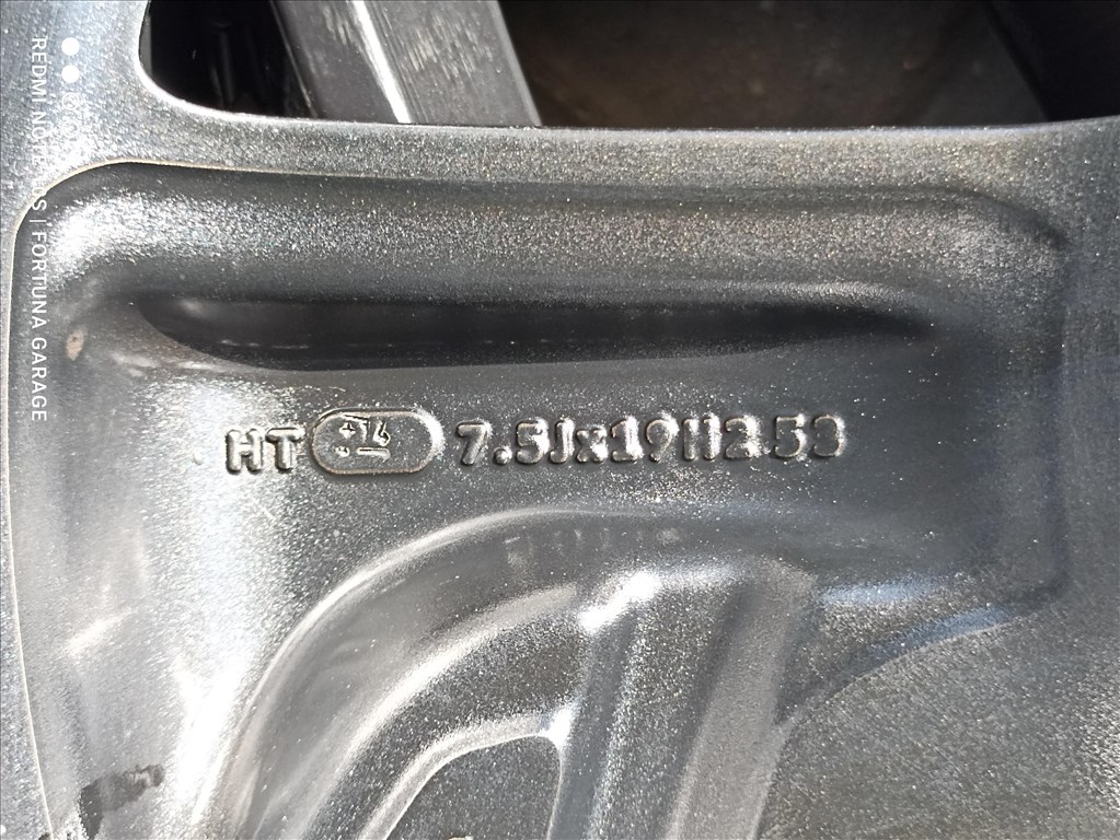 5x114,3 19" Hyundai újszerű alufelni garnitúra 7. kép
