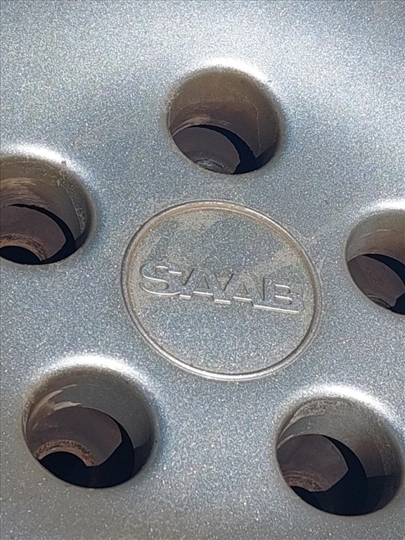  15" használt lemezfelni, rajta 195/65 használt Continental téli gumi gumi  6. kép