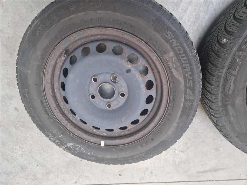  5x112 15" lemezfelni garnitúra Lassa téli gumikkal (26267) 5. kép