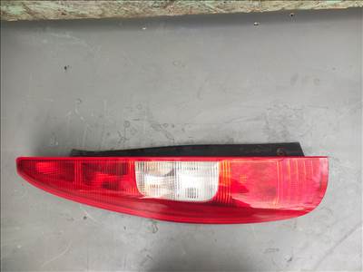 Mitsubishi Colt V bal hátsó lámpa 