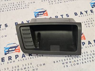 BMW E81 E82 E87 E88 E90 E91 E92 E93 fekete hamutál hamutartó tároló betét