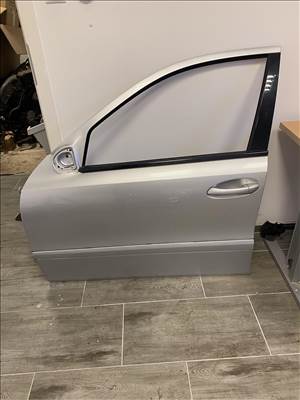 Mercedes E-osztály W211 MERCEDES-BENZ E-CLASS Bal első Ajtó