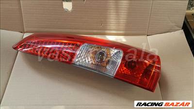 Volvo 30655375 V70 XC70 jobb felső lámpa