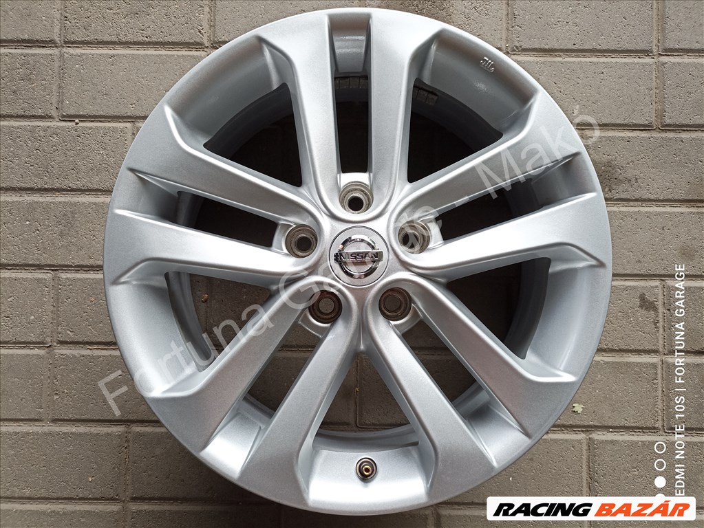 5x114,3 17" Nissan használt alufelni garnitúra (7) 3. kép