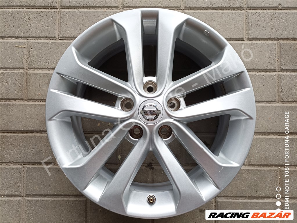 5x114,3 17" Nissan használt alufelni garnitúra (7) 6. kép