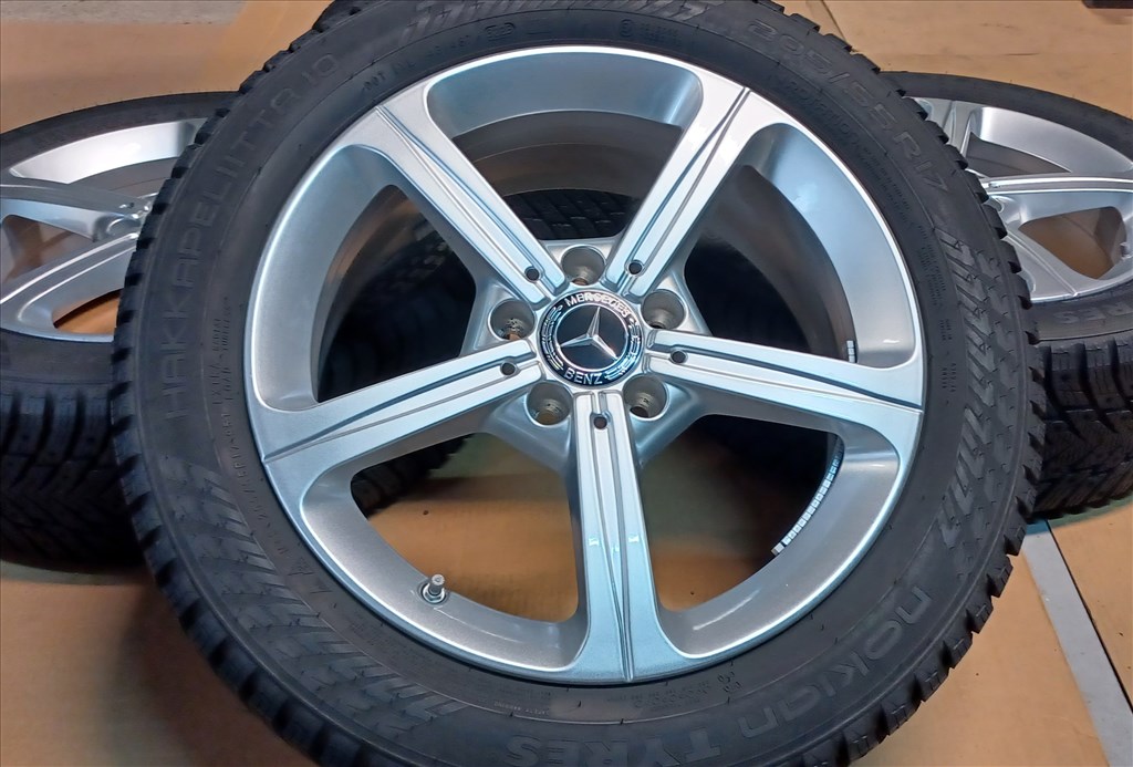 Mercedes W177 A B CLA 5x112 6,5x17 205/55 R17 téli gumikkal 4db 1. kép