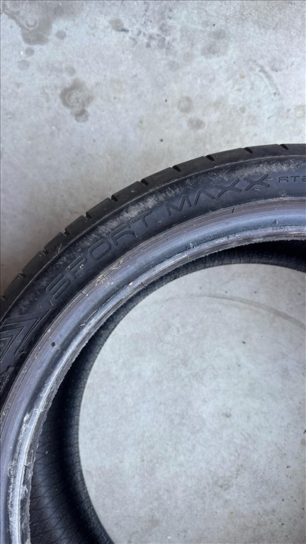  5x112 lyukosztású 18" használt Volkswagen Mallory alufelni, rajta 235/40 új Dunlop nyári gumi 8. kép