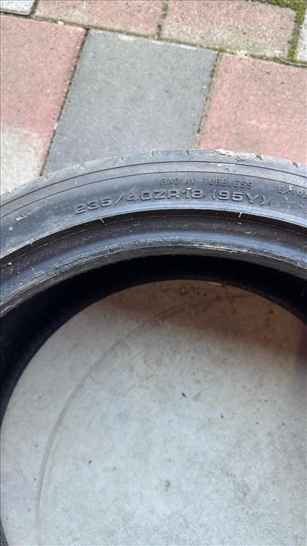  5x112 lyukosztású 18" használt Volkswagen Mallory alufelni, rajta 235/40 új Dunlop nyári gumi 10. kép