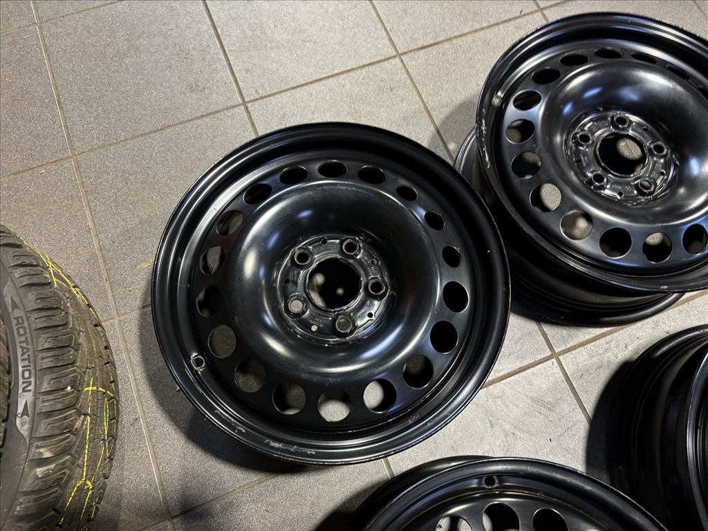 Mercedes A CLA 16" 5x112 gyári lemezfelni eladó 16 coll 3. kép