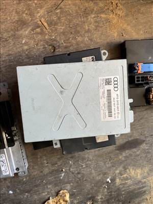 Audi A6 (C6 - 4F) 4F0 910 441 D erősítő modul 