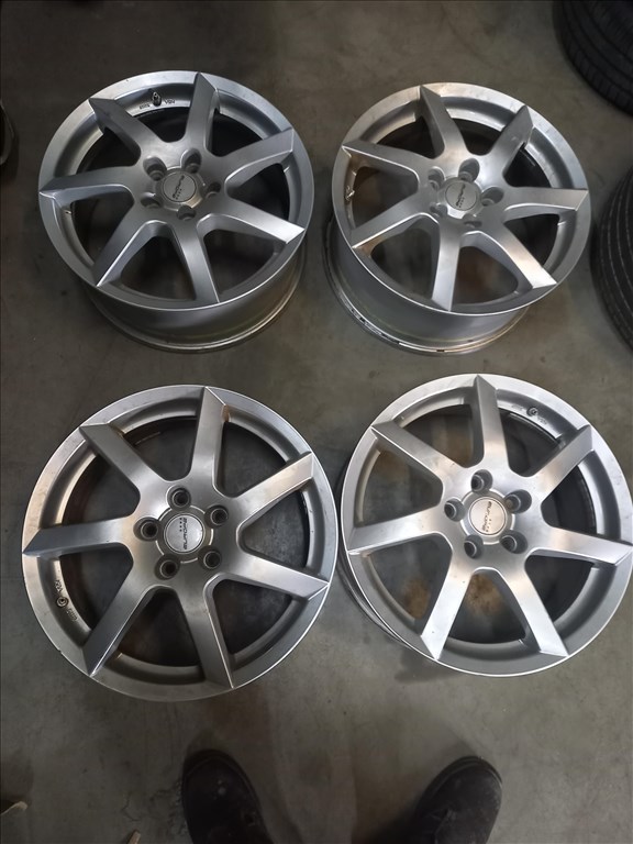  5x114.3 lyukosztású 7JJ 17" használt alufelni Lxx 1. kép