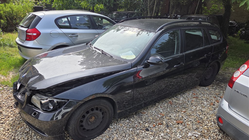 BMW 320 E90, E91, E92, E93 bmw e90 e91 318d 320d alkatrészei  4. kép