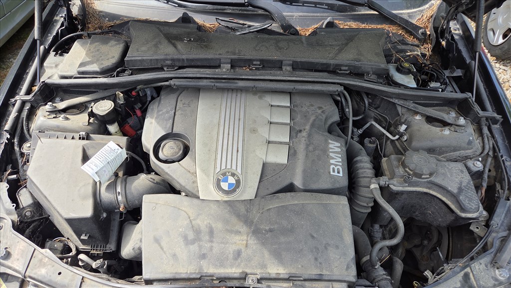 BMW 320 E90, E91, E92, E93 bmw e90 e91 318d 320d alkatrészei  6. kép