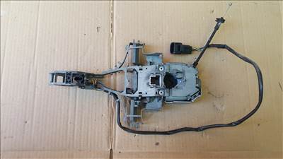 Volvo 30663623 S40 V50 C30 C70 keyless kilincsfogl
