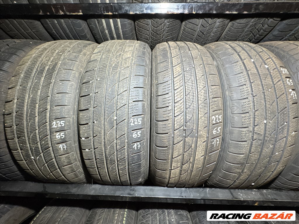  225/65 R17 Tracmak Ice Plus S220 102H | 5mm l 4db l DOT2521 1. kép