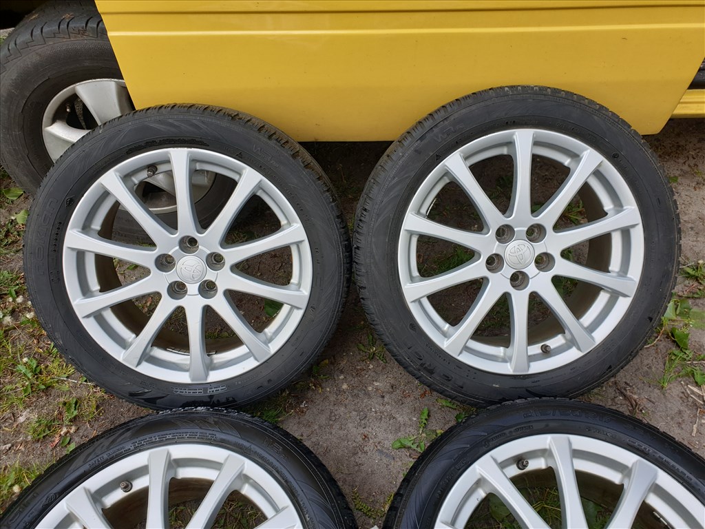 17" 5x100 Toyota Avensis 2. kép
