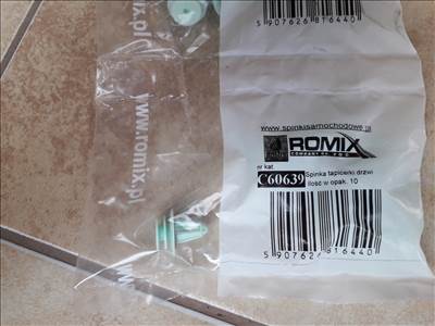 Skoda Fabia I, Skoda Fabia II, Skoda Octavia II, Skoda Roomster kárpitpatent  c60639