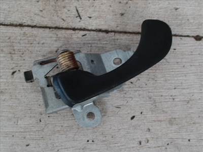 MITSUBISHI CARISMA 99.08- Bal hátsó belső kilincs