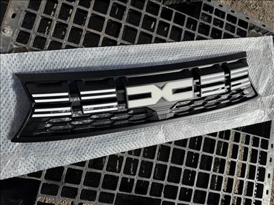 Dacia Duster II facelift hűtőrács grill 622547433r