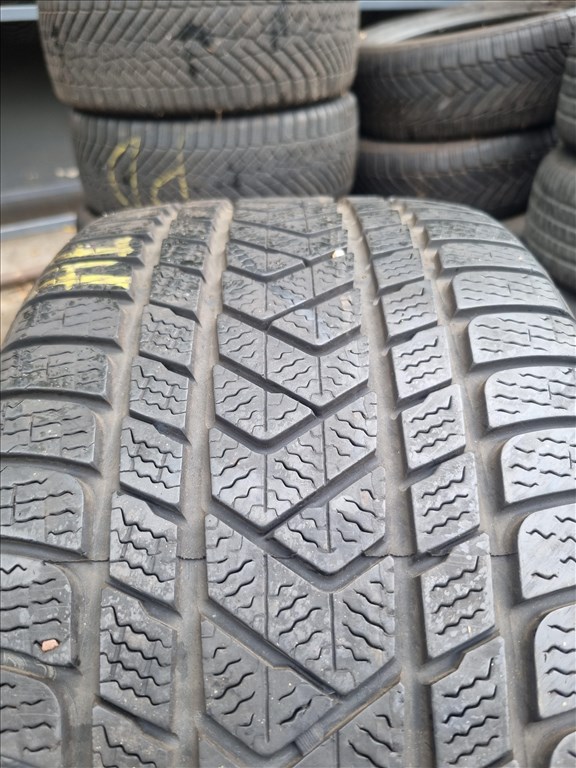  275/3519" újszerű Pirelli Sottozero 3 téli gumi 2db  4. kép