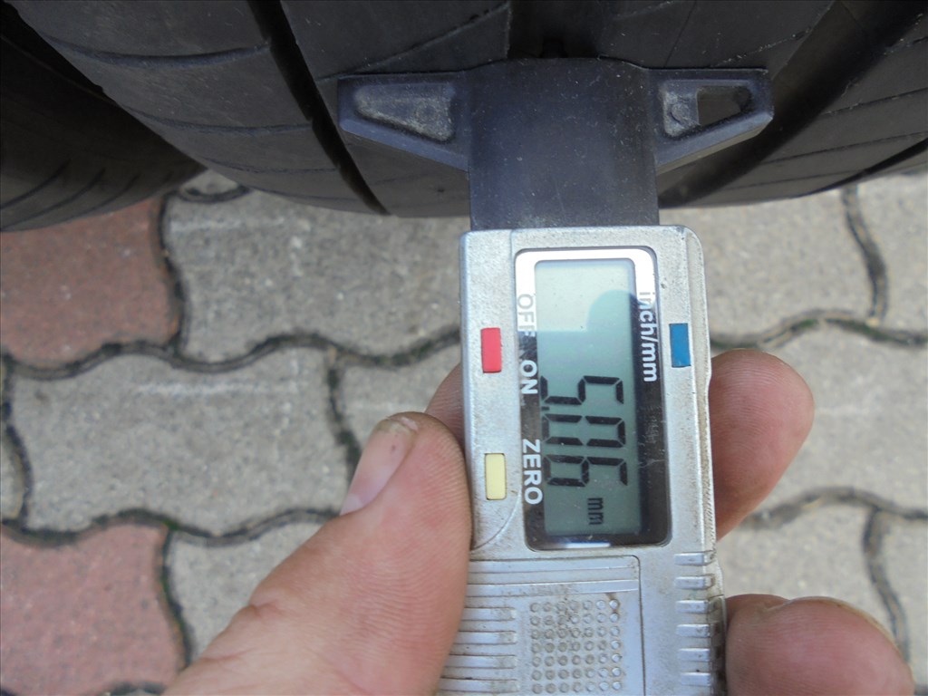 225/60 R 17" használt Michelin nyári gumi eladó 4. kép