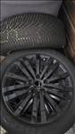  5x112 lyukosztású 17" használt (gyári felni) alufelni, rajta 225/50 újszerű Kleber téli gumi gumi 