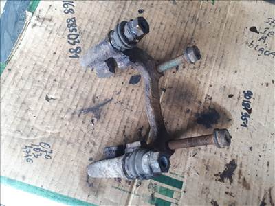 Audi A4 (B6) Hátsó féknyereg tartó csavarral  1 db