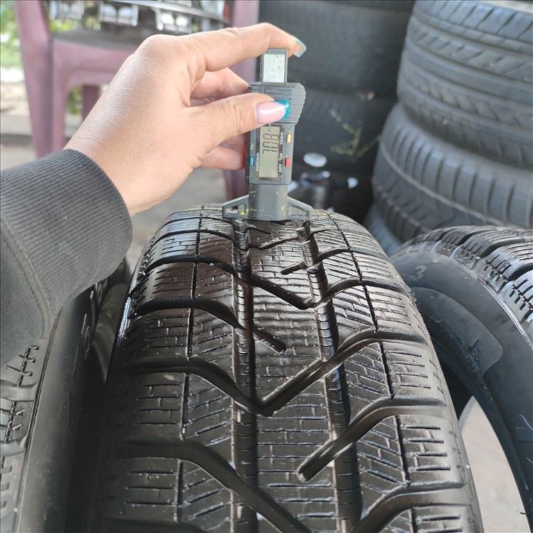 175/65 R15 Pirelli téli gumi 55000ft a 4db/280/ 3. kép