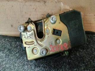 Opel Vectra B Jobb első Ajtózár *72757* opel-90507060