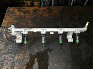 Ford Fiesta Mk5 Porlasztó Sor / Híd *90587* visteon-9d280 visteon-9h487