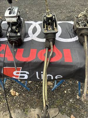 Audi A6 (C5 - 4B), Audi A4 (B6/B7) Manuális váltókulissza 