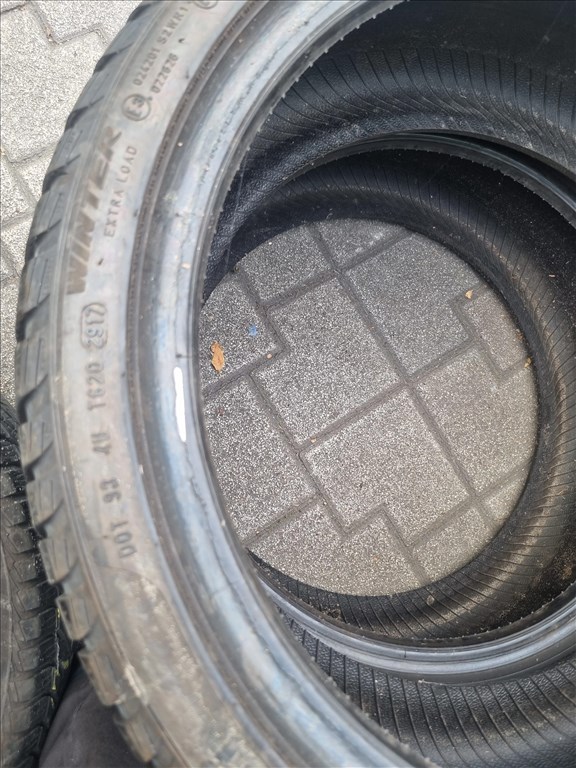  225/4018" használt Pirelli Sottozero 3 téli gumi 2db  6. kép