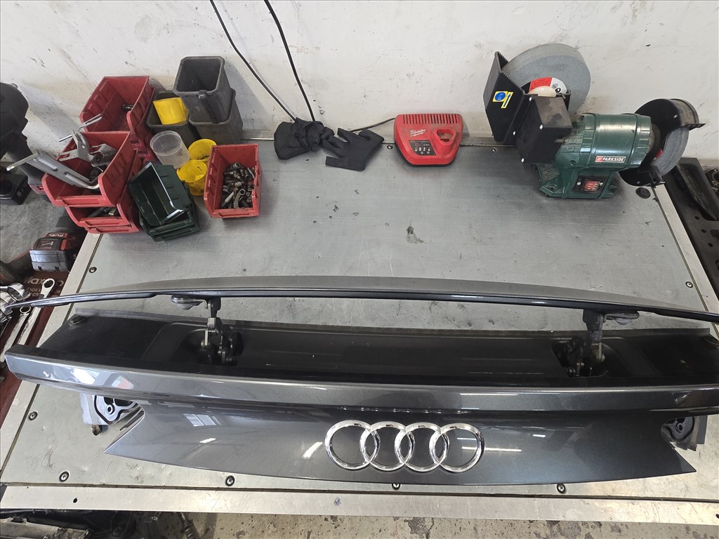 Audi A6 (C7 - 4G) AUDI A7 hátsó szárny 2. kép