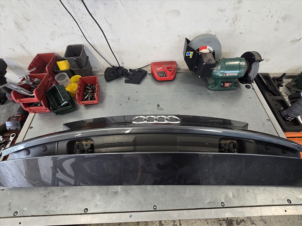 Audi A6 (C7 - 4G) AUDI A7 hátsó szárny 3. kép