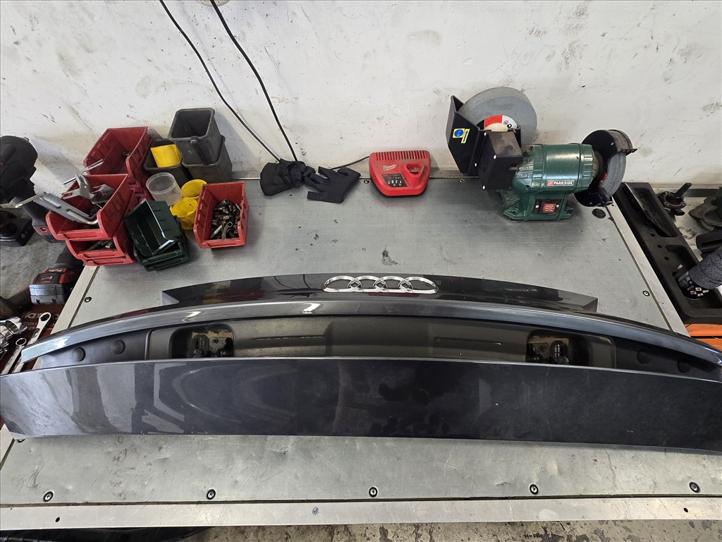 Audi A6 (C7 - 4G) AUDI A7 hátsó szárny 4. kép