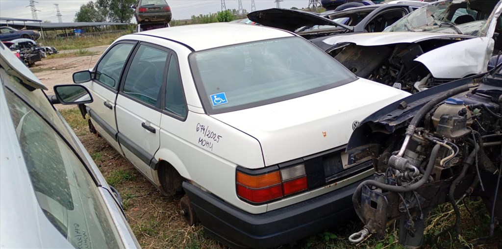 VW PASSAT B3 1.6 bontott alkatrészek elérhetőek! 6. kép