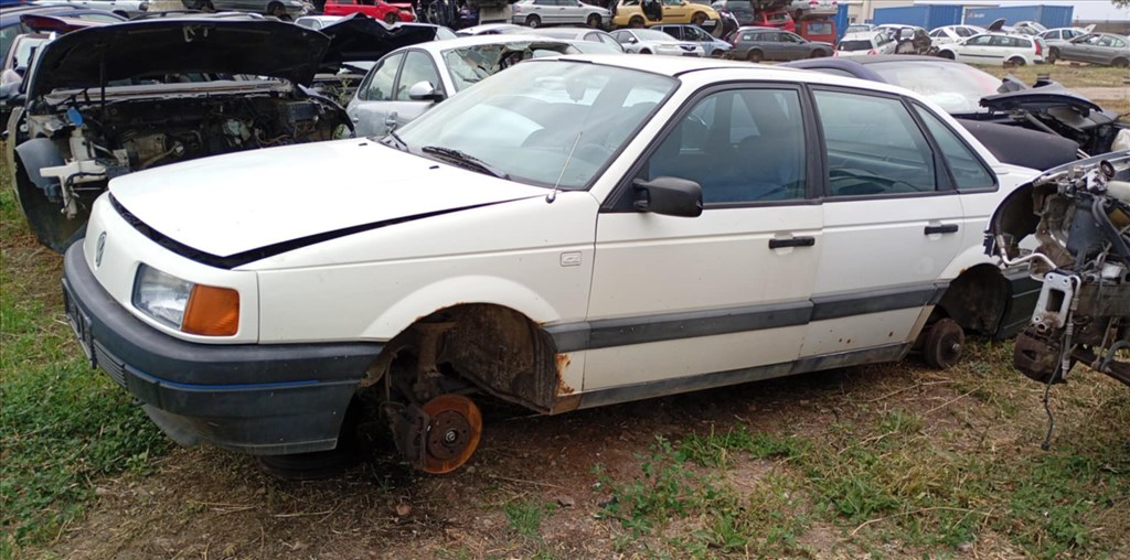 VW PASSAT B3 1.6 bontott alkatrészek elérhetőek! 4. kép