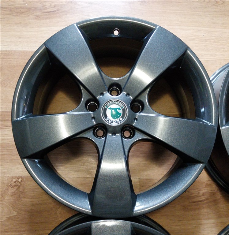5x112 17" SKODA gyári "PEGASUS" alufelni garnitúra - stormgrau met. 6. kép