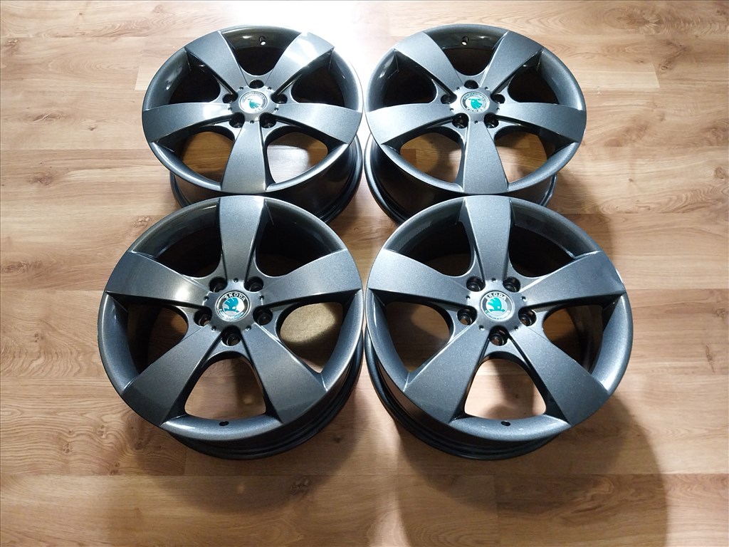 5x112 17" SKODA gyári "PEGASUS" alufelni garnitúra - stormgrau met. 2. kép