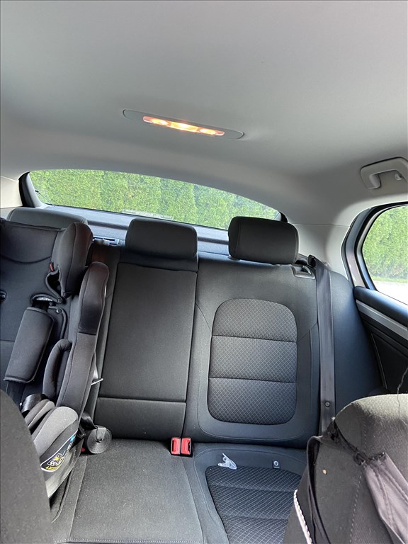 Eladó Skoda Superb 2.0 TDI-PD (1968 cm³, 140 PS) 8. kép