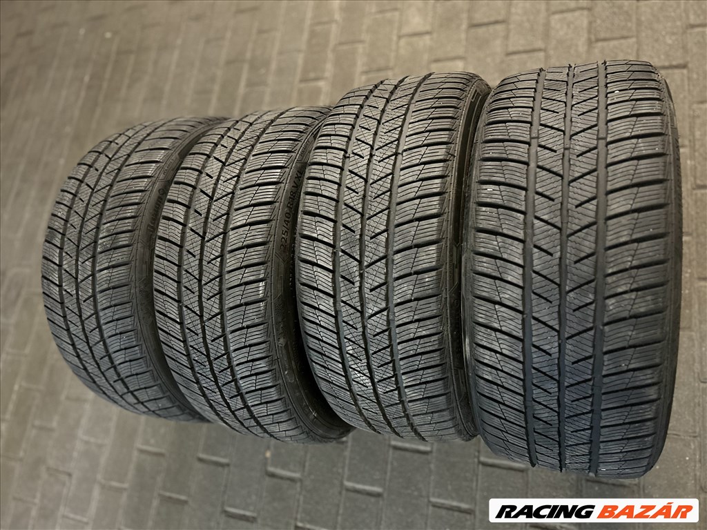  225/40R18 BARUM téli 4db újszerű 225/40 R18 1. kép