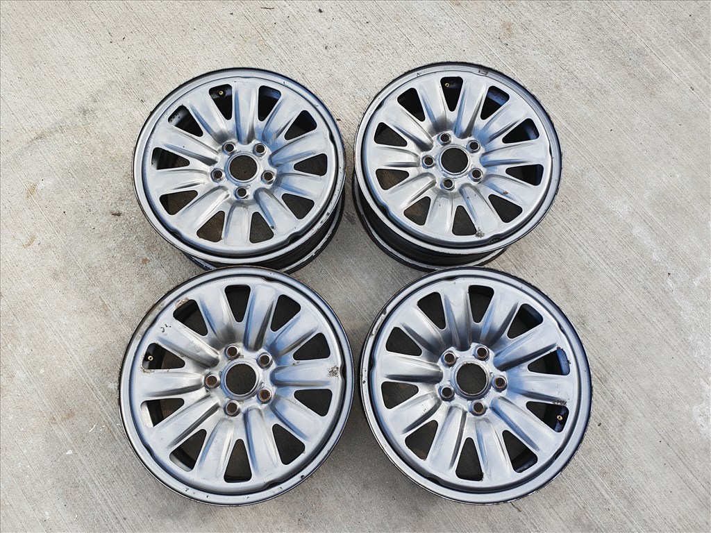  5x112 lyukosztású 6JJ 16" használt (gyári felni) lemezfelni 2. kép