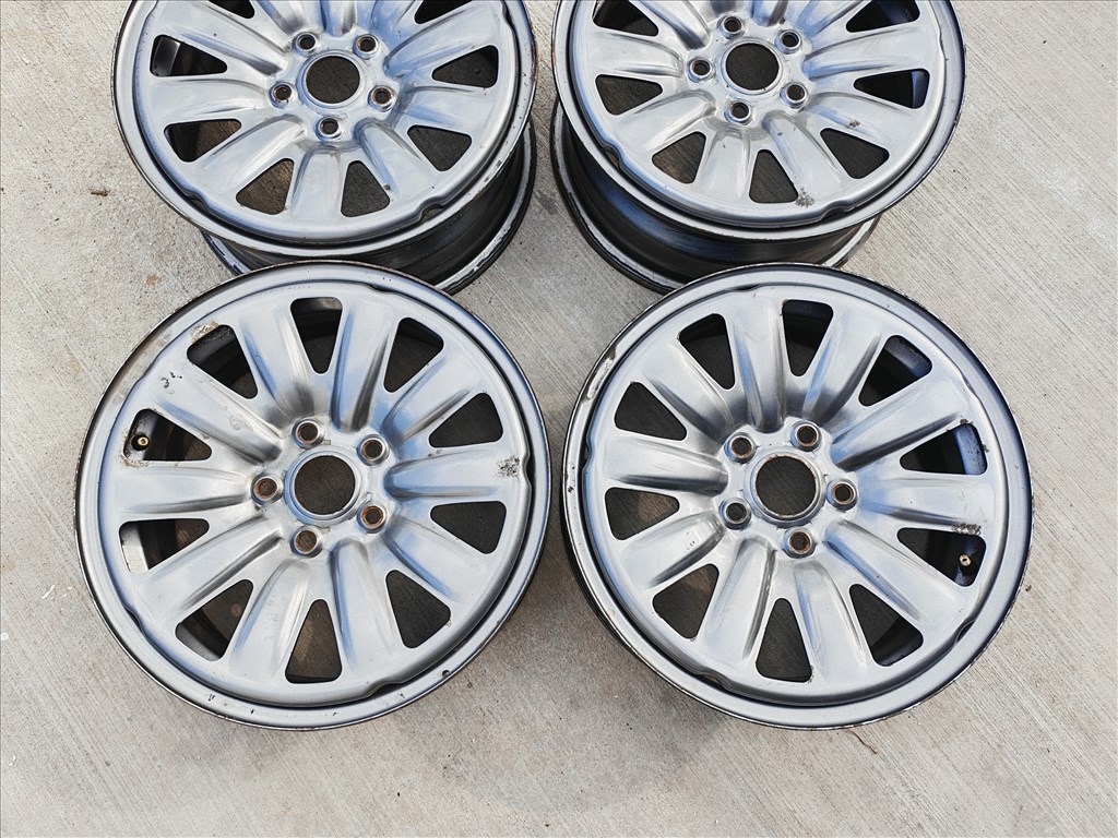  5x112 lyukosztású 6JJ 16" használt (gyári felni) lemezfelni 3. kép