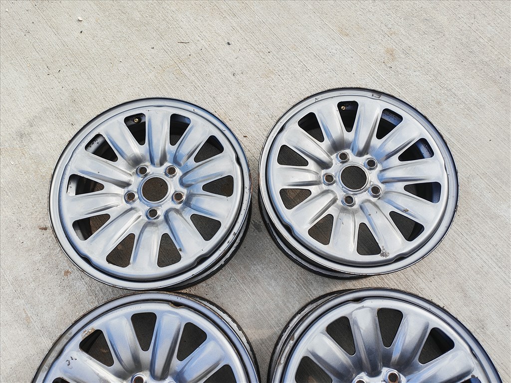  5x112 lyukosztású 6JJ 16" használt (gyári felni) lemezfelni 4. kép