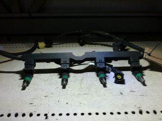 Ford Focus Mk1 Porlasztó Sor / Híd *27365* ford-1m5t9h589