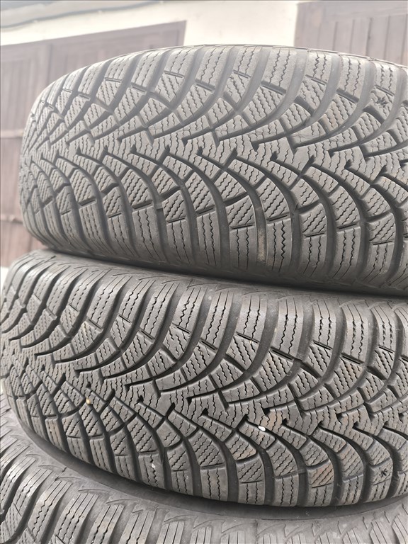  195/6515" újszerű Goodyear téli gumi gumi 9. kép