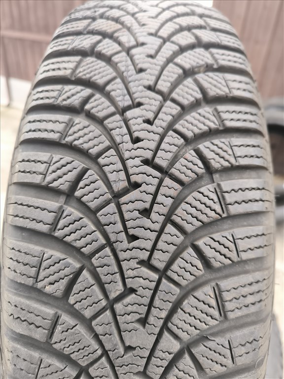  195/6515" újszerű Goodyear téli gumi gumi 10. kép