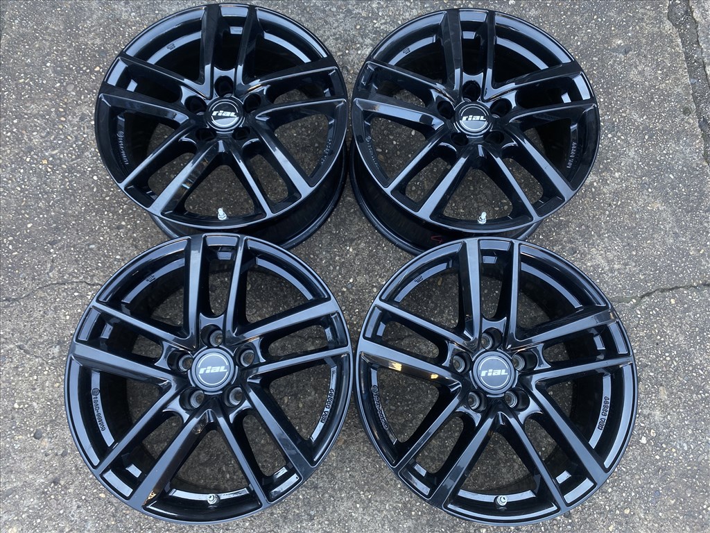 4db Rial 17" VW - Audi alufelni. (4052) 1. kép