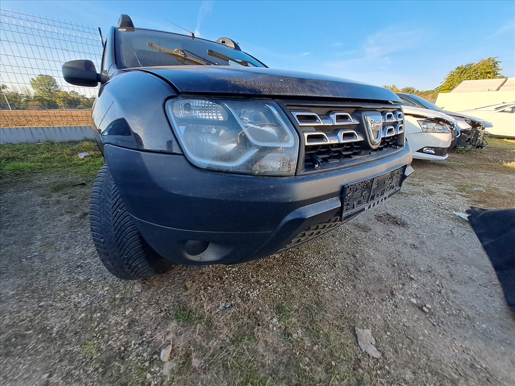 Bontásra: Dacia Duster I. 2015 Facelift1.5 Dci diesel 66kW, futómű / db. uu1hsdcl653207960  k9k-612-r330433 1. kép