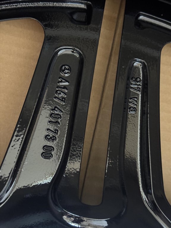 R21 Original Mercedes 10J ET44 - A167 401 7300 A1674017300 1db felni alufelni 2. kép